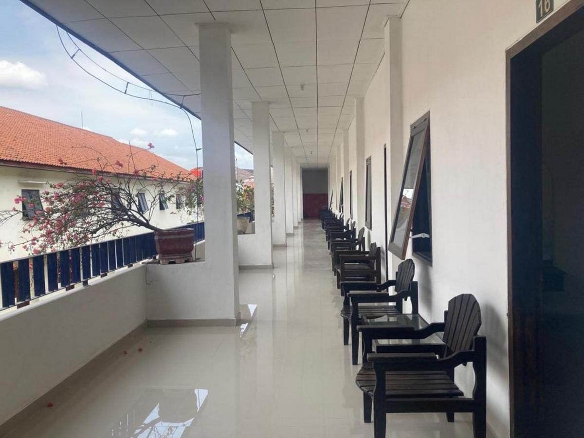 Hotel Surya Citra Jogja A Mitra Reddoorz ยอกยาการ์ตา ภายนอก รูปภาพ